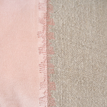 Kussenhoes Velvet Divorce – linnen/fluweel, naturel roze, 30x50 cm