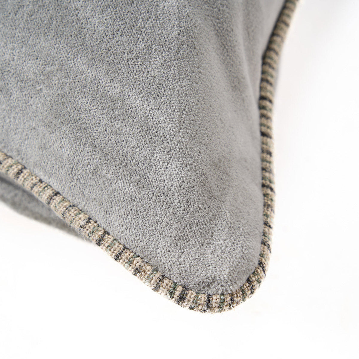Der Samtkissenbezug Velvet Crush – Grau – 50x50