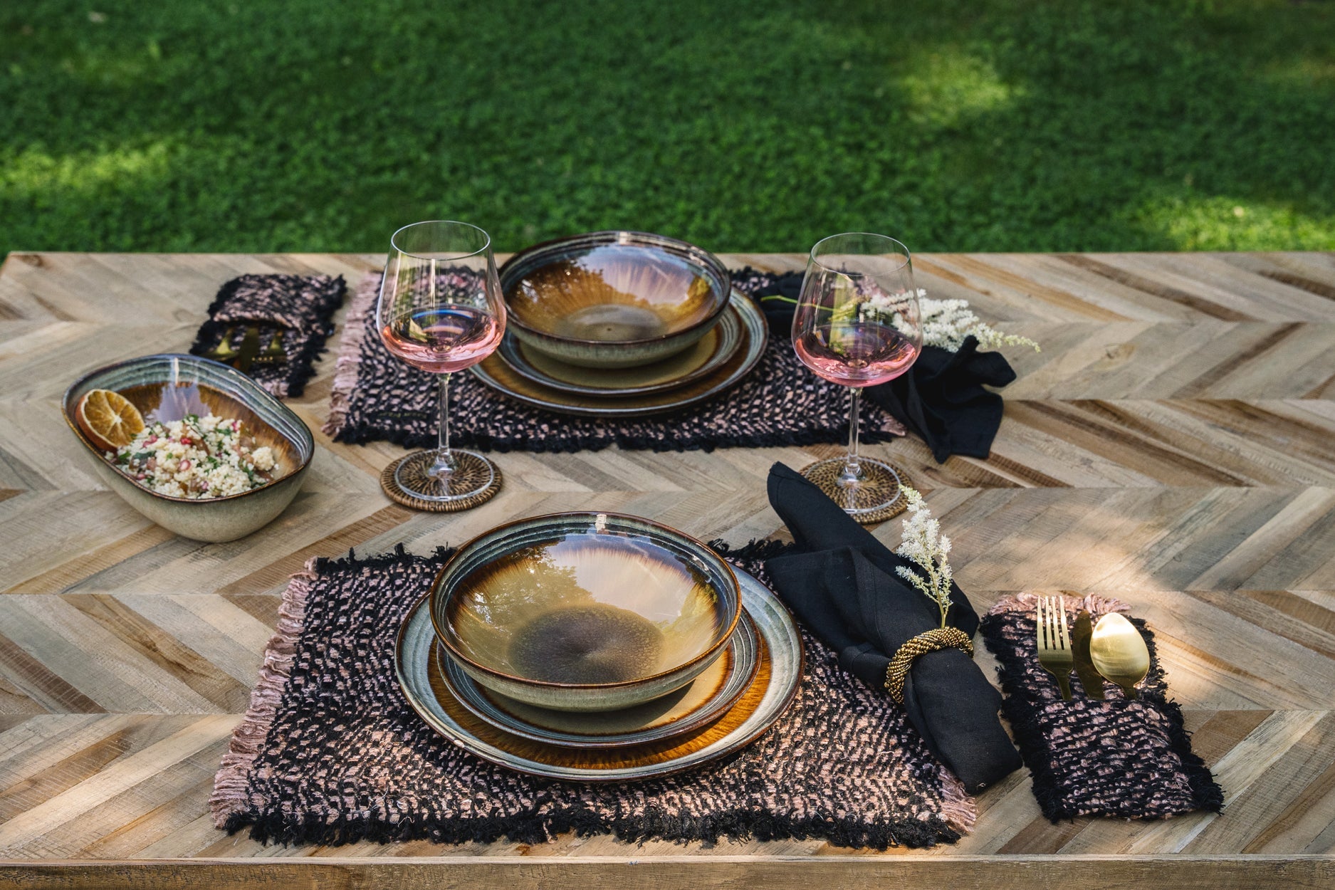 The Oh My Gee Cutlery Holder - Black Copper