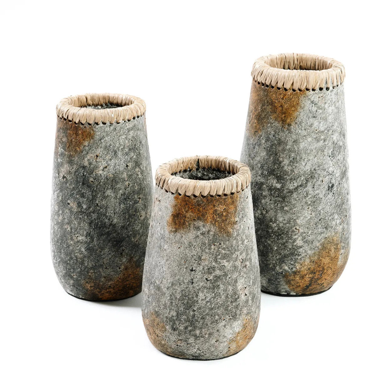 Die hinterhältige Vase - Antikgrau - M