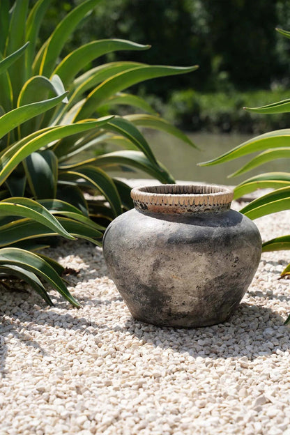 Die stylische Vase – Antikgrau – L