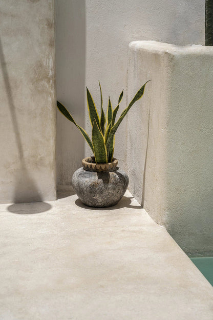 Die stylische Vase – Antikgrau – L