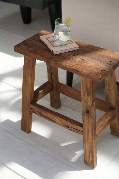 Kruk Fab Rustic – teakhout, naturel, 27x50x50 cm