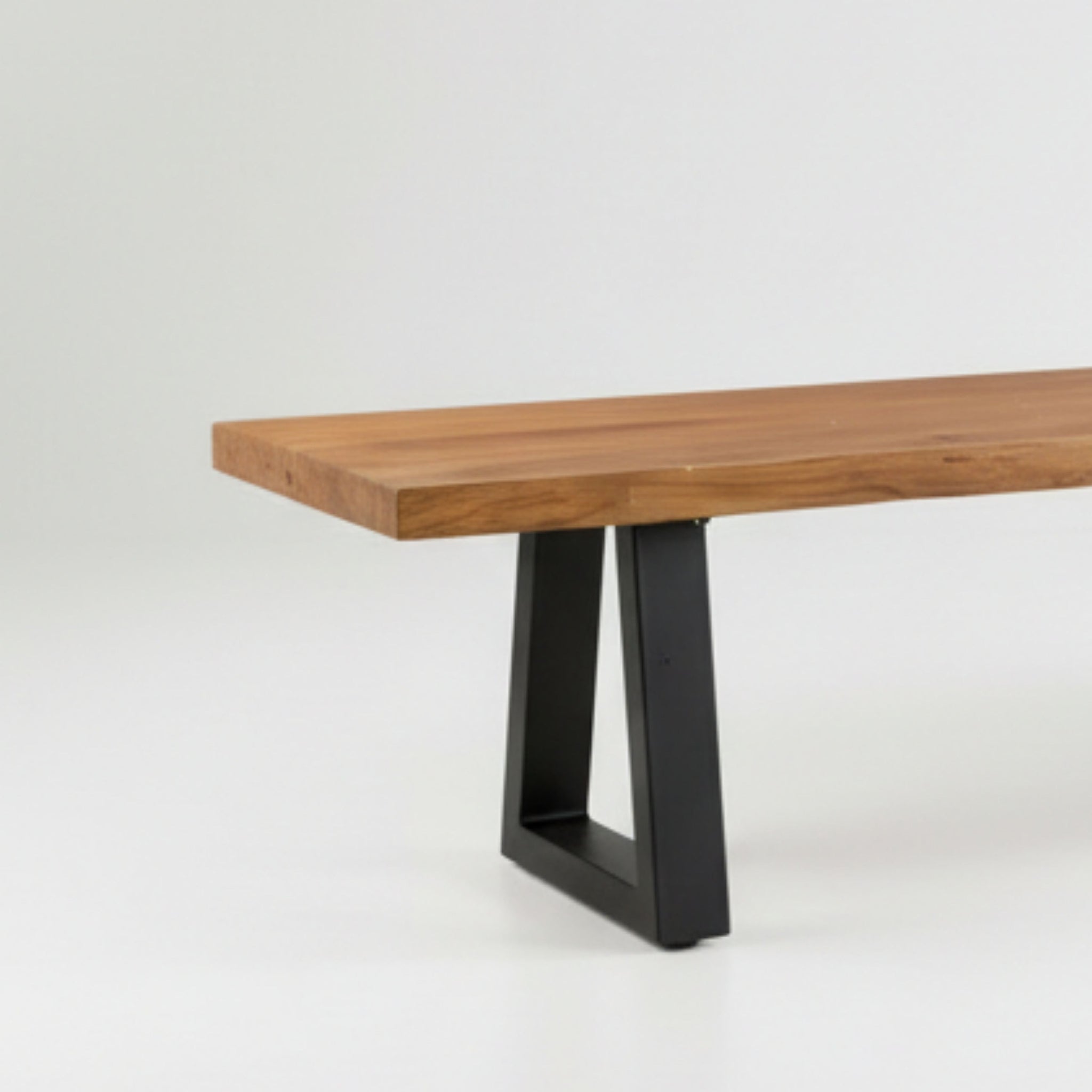 Houten bank met ijzeren poten 280 cm