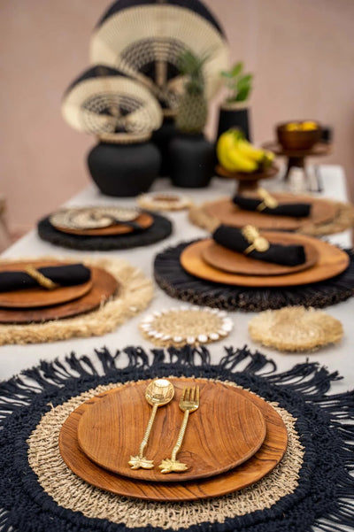 The Teak Root Round Plate - L