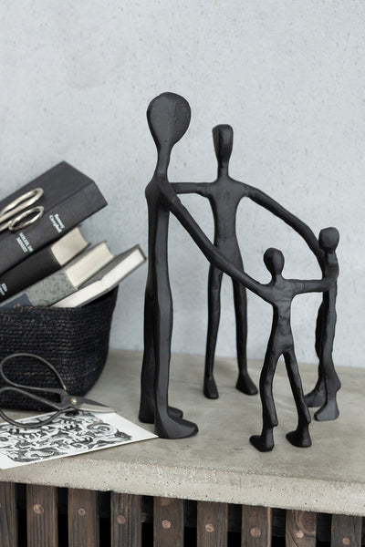 Figure Family Circle Aluminium Black