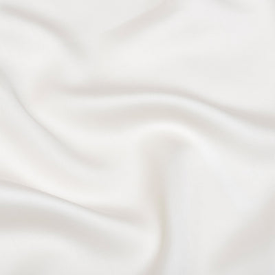 TENCEL™ – Satin-Kissenbezug in gebrochenem Weiß 